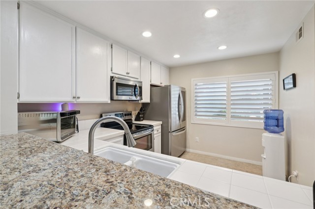 Detail Gallery Image 18 of 47 For 944 Lupine Hills, Vista,  CA 92081 - 2 Beds | 1 Baths