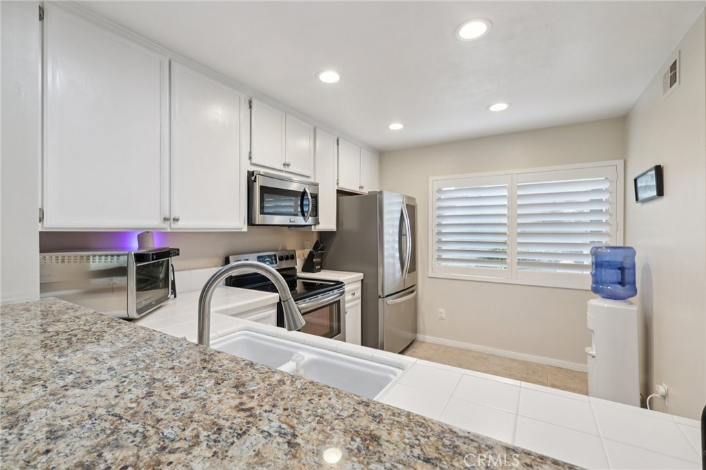 944 Lupine Hills - photo 18