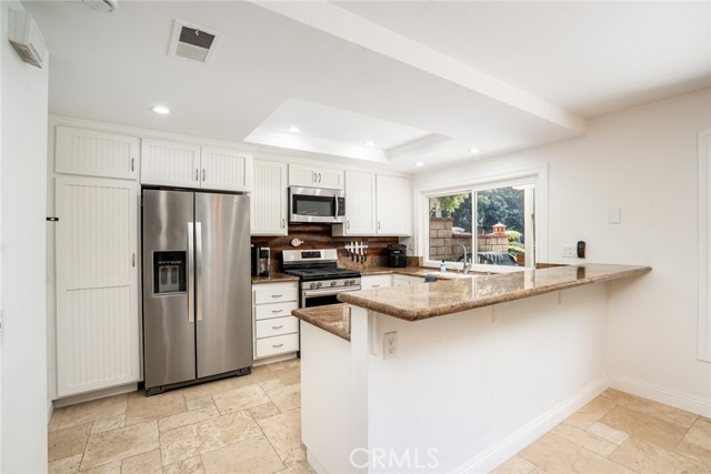 Detail Gallery Image 7 of 54 For 7962 Southwind, Huntington Beach,  CA 92648 - 3 Beds | 2/1 Baths