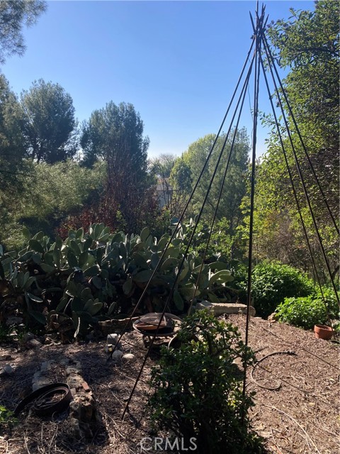 Detail Gallery Image 27 of 37 For 3633 Lavell Dr, Los Angeles,  CA 90065 - 1 Beds | 1 Baths