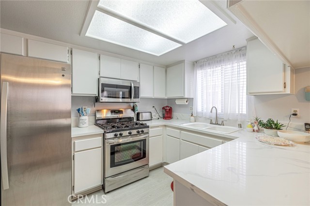 43840 Bobby Jones Drive, Lancaster CA: https://media.crmls.org/medias/6da9d48a-b9bf-43d8-b3e7-6ed03c477737.jpg