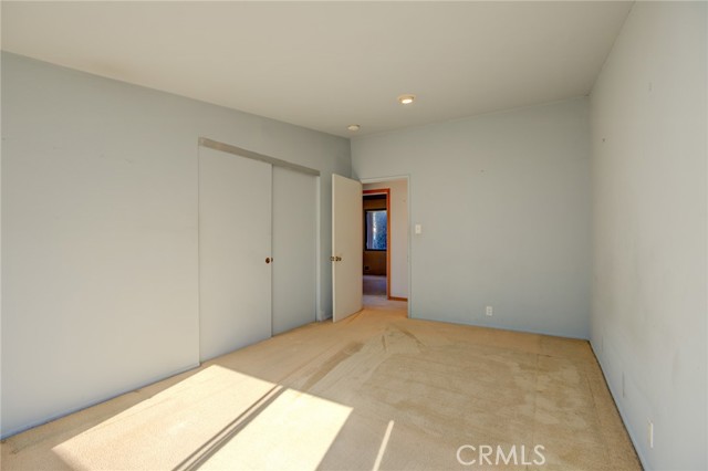 693 19th Street, Manhattan Beach, California 90266, 5 Bedrooms Bedrooms, ,1 BathroomBathrooms,Residential,Sold,19th,SB21194757