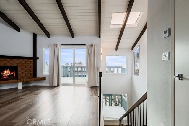 161 Monterey, Hermosa Beach CA: https://media.crmls.org/medias/6daa3965-f55b-4450-8270-44f868ab0388.jpg