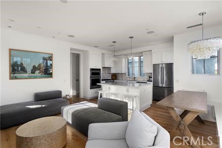 Detail Gallery Image 37 of 65 For 400 40th Street, Newport Beach,  CA 92663 - – Beds | – Baths