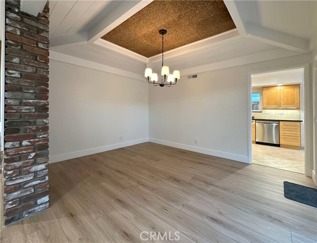 Detail Gallery Image 11 of 26 For 1210 Sandpoint, Corona Del Mar,  CA 92625 - 4 Beds | 2/1 Baths