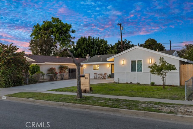 Detail Gallery Image 2 of 32 For 5131 Myra, Cypress,  CA 90630 - 3 Beds | 2 Baths