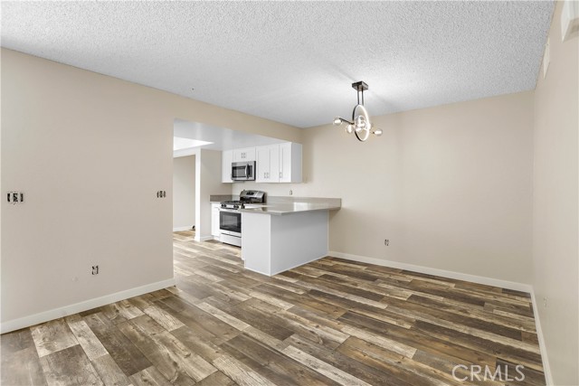 Detail Gallery Image 34 of 58 For 845 Daffodil Dr, Riverside,  CA 92507 - 3 Beds | 2 Baths