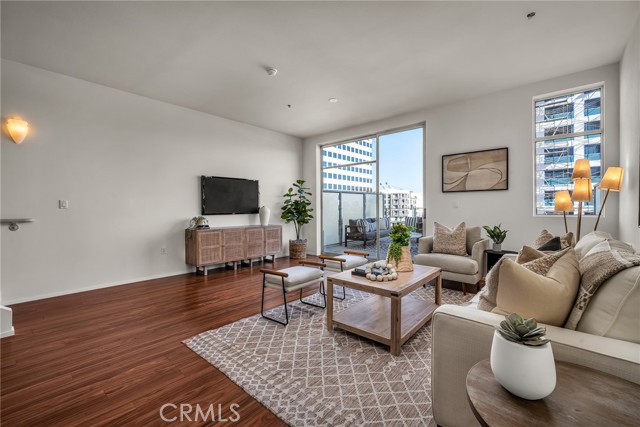 Detail Gallery Image 9 of 52 For 285 W 6th #331,  San Pedro,  CA 90731 - 2 Beds | 2/1 Baths