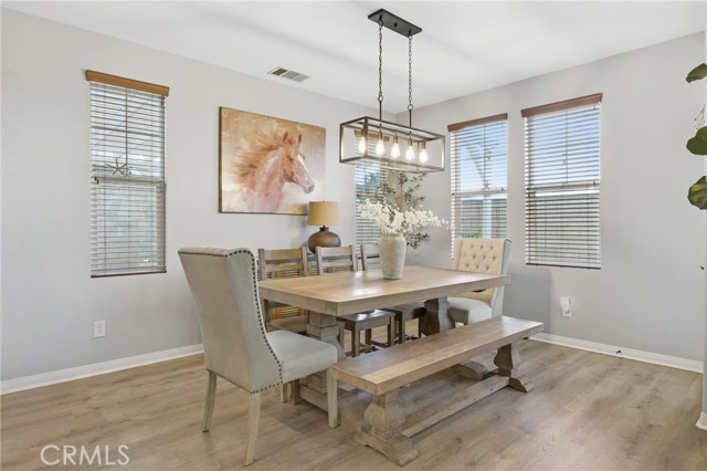 Detail Gallery Image 11 of 28 For 31752 Green Oak, Temecula,  CA 92592 - 3 Beds | 2/1 Baths