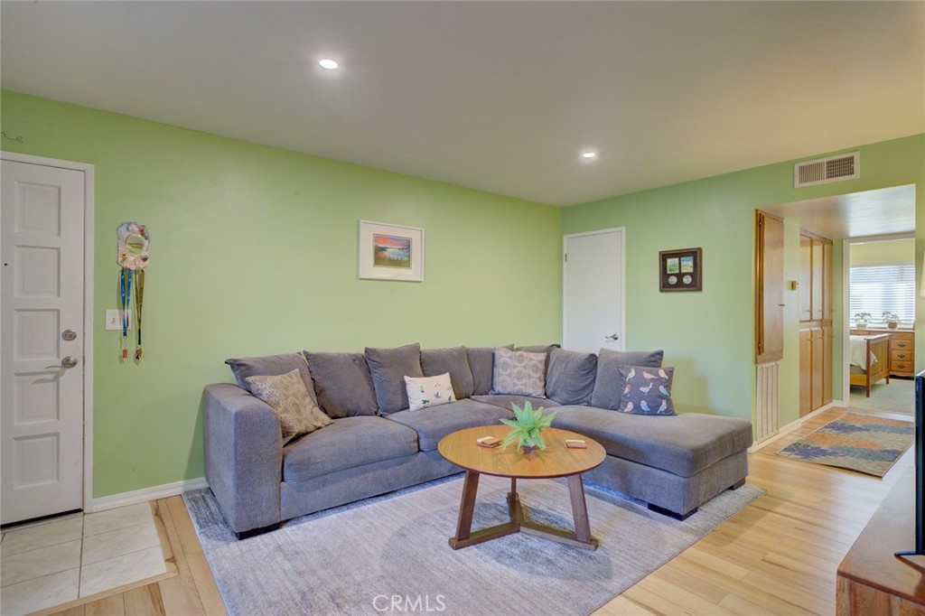 MLS #PI25261694 image #5