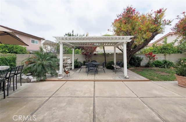 Image 33 of 41 For 9901 Westhaven Circle