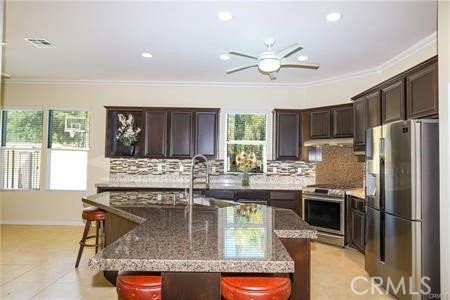 Detail Gallery Image 7 of 37 For 1653 Honors, Corona,  CA 92883 - 4 Beds | 3 Baths