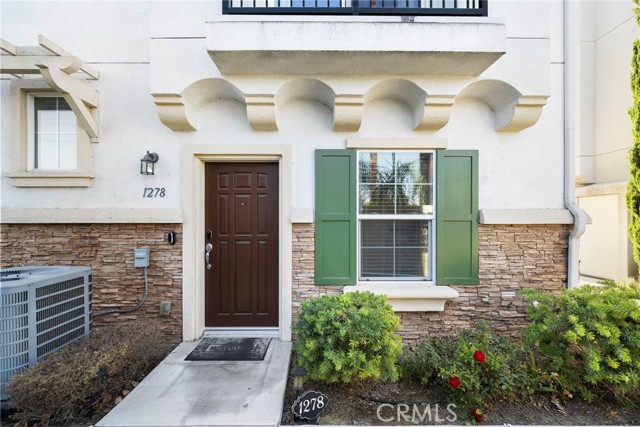 1278 S Macduff Street, Anaheim CA: https://media.crmls.org/medias/6dacb28a-9b22-4e93-914b-1e87823d69d0.jpg
