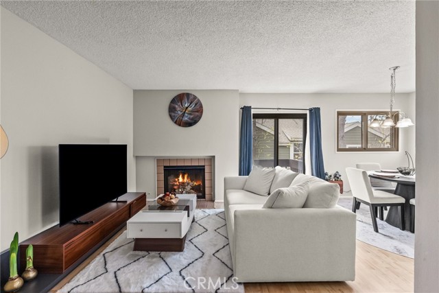 Detail Gallery Image 5 of 27 For 6716 Clybourn Ave #247,  North Hollywood,  CA 91606 - 3 Beds | 2 Baths