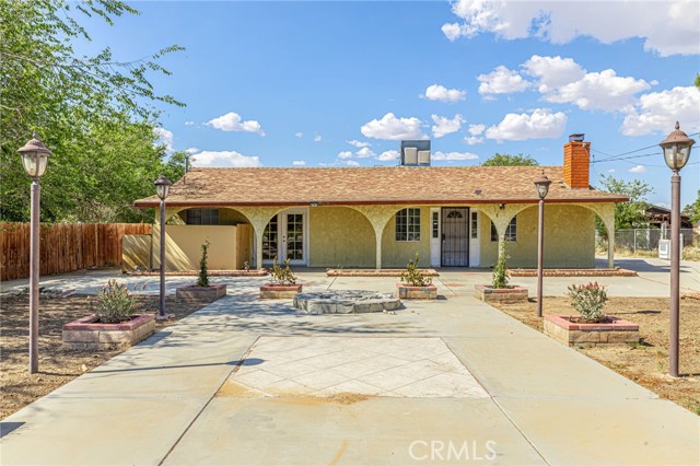 3149 E S Avenue, Palmdale CA: https://media.crmls.org/medias/6dadb078-71b1-4b8c-8eb0-fa1a1abc2ae8.jpg