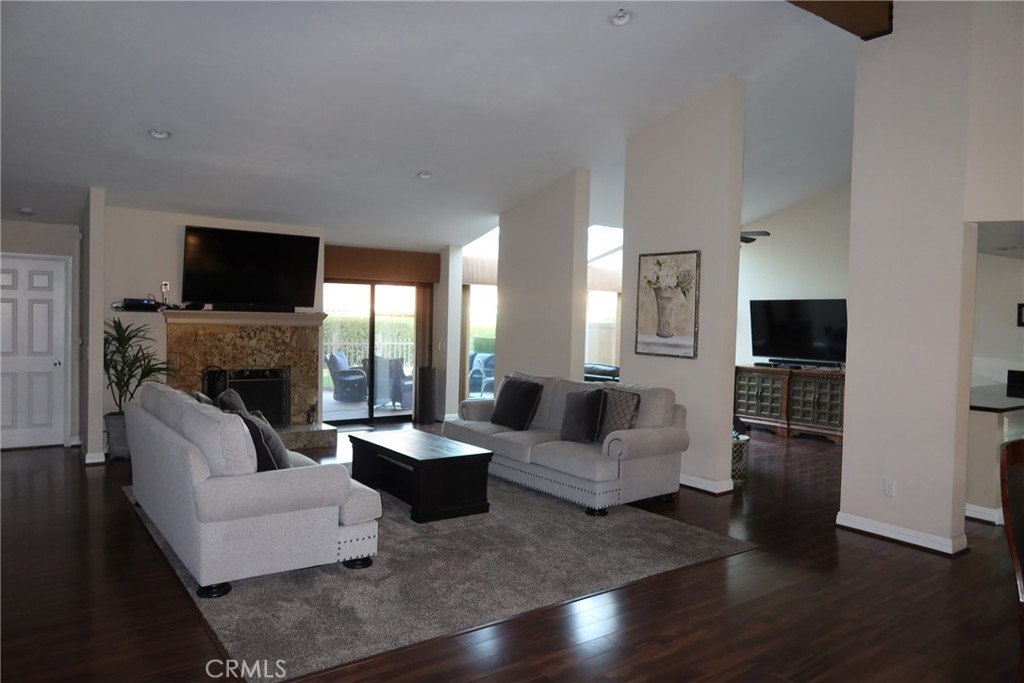 MLS #PV25263617 image #1