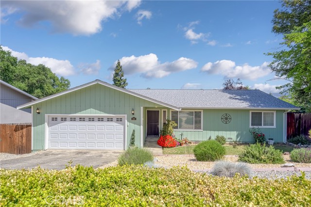 Detail Gallery Image 1 of 35 For 868 14th St, Lakeport,  CA 95453 - 3 Beds | 2 Baths