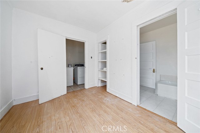 1412 S Victoria Avenue, Los Angeles CA: https://media.crmls.org/medias/6dafcb3e-86d4-4963-b984-789179b0876c.jpg