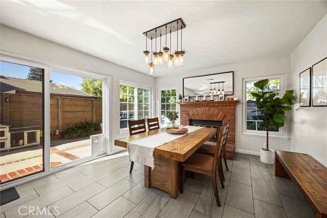 Detail Gallery Image 16 of 34 For 2027 Cobblefield Way, Glendora,  CA 91740 - 3 Beds | 2/1 Baths