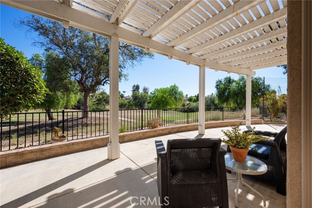 24217 Corte Cordoba, Murrieta CA: https://media.crmls.org/medias/6db068c9-a887-4922-8fbd-9b872761db07.jpg