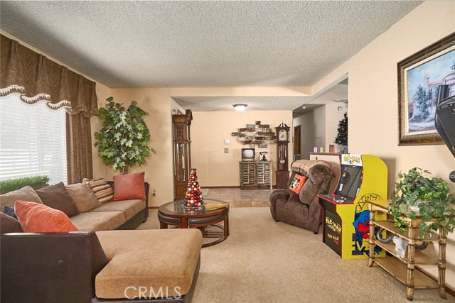Detail Gallery Image 8 of 57 For 14545 Rincon Rd, Apple Valley,  CA 92307 - 3 Beds | 2/1 Baths