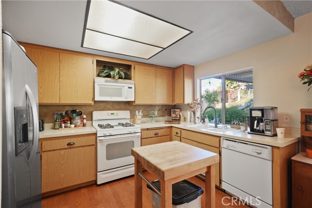 Detail Gallery Image 9 of 45 For 21931 Winding, Moreno Valley,  CA 92557 - 3 Beds | 2 Baths