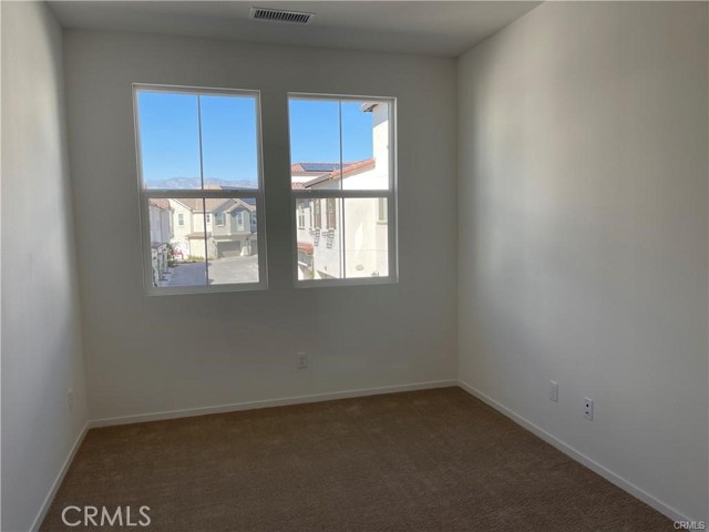 Detail Gallery Image 2 of 13 For 8324 Spirit St, Chino,  CA 91708 - 3 Beds | 2/1 Baths