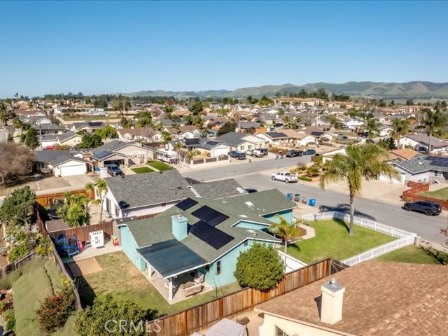 Detail Gallery Image 3 of 15 For 330 Kestrel Way, Nipomo,  CA 93444 - 3 Beds | 2 Baths