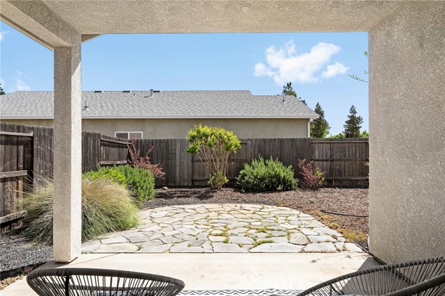 Detail Gallery Image 7 of 47 For 215 Danielson Ln, Chico,  CA 95973 - 3 Beds | 2 Baths