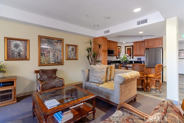 Detail Gallery Image 23 of 41 For 21345 Hawthorne #217,  Torrance,  CA 90503 - 1 Beds | 1 Baths