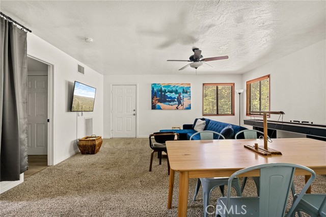 Detail Gallery Image 24 of 31 For 1080 Chateau Dr, Crestline,  CA 92325 - 3 Beds | 2/1 Baths