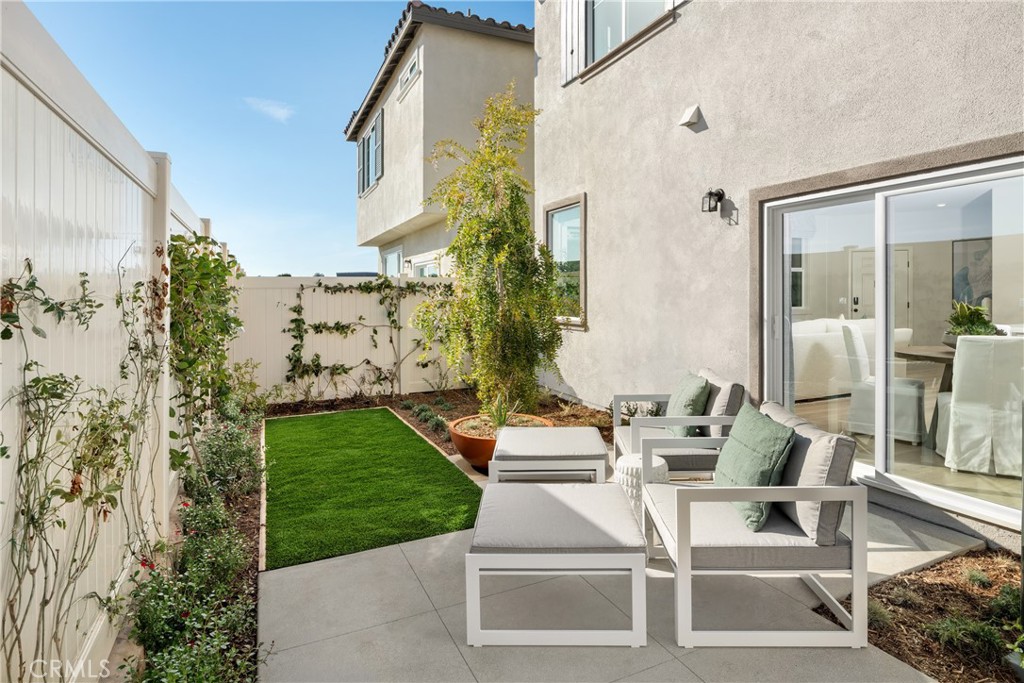 MLS #OC25157208 image #16