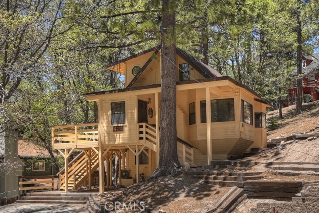 33294 Wild Rose Drive, Green Valley Lake CA: https://media.crmls.org/medias/6db4c3fb-5f5f-49b6-8af4-c0157367ef29.jpg