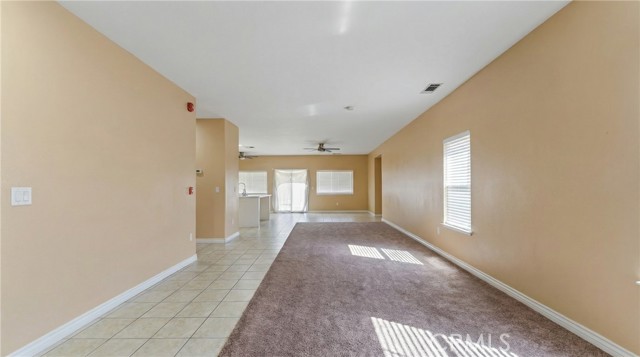 Detail Gallery Image 5 of 32 For 11368 Cactus Ave, Bloomington,  CA 92326 - 5 Beds | 3 Baths