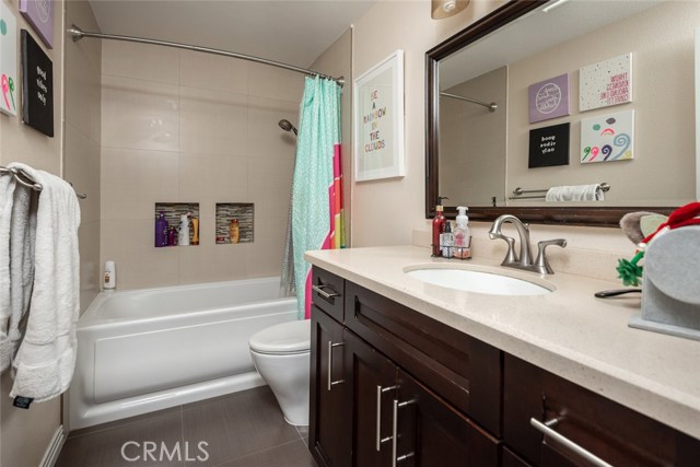 MLS #OC25265256 image #19