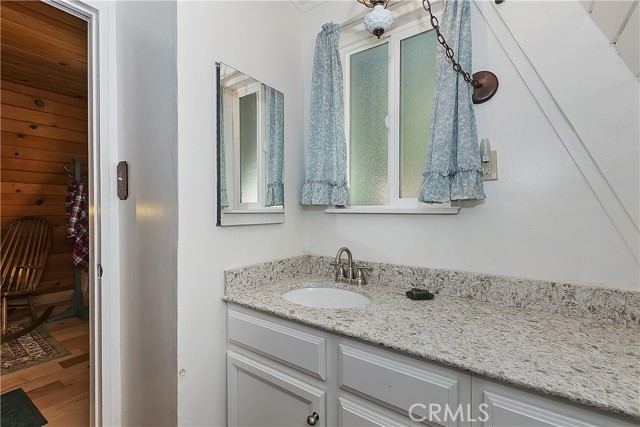 31115 All View Drive, Running Springs CA: https://media.crmls.org/medias/6db62c30-d8d2-417b-a747-0ad2ebce1c64.jpg