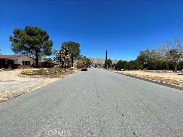 Detail Gallery Image 35 of 36 For 7790 Fox Trl, Yucca Valley,  CA 92284 - 2 Beds | 2 Baths