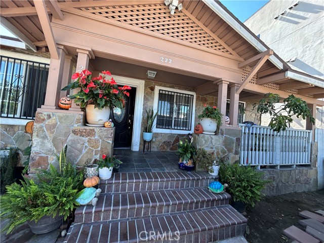 Detail Gallery Image 3 of 44 For 222 W 87th, Los Angeles,  CA 90003 - 3 Beds | 1 Baths