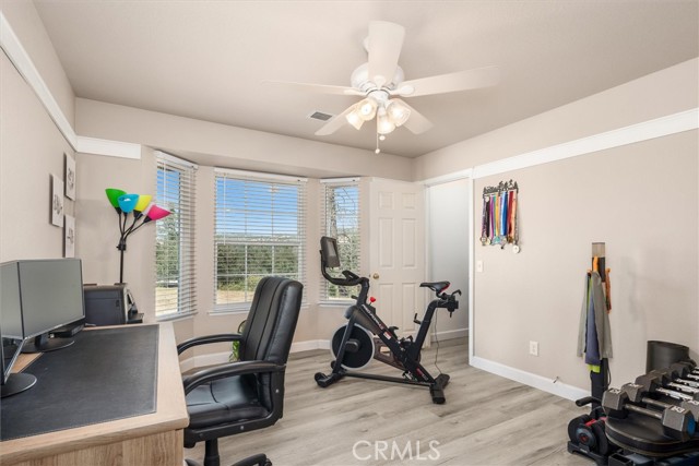 30015 Stetson Drive, Coarsegold CA: https://media.crmls.org/medias/6db706aa-e6dd-4134-b57d-39970d7fa824.jpg