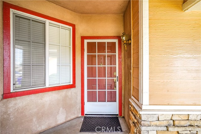 Detail Gallery Image 8 of 41 For 35991 Elaine Way, Yucaipa,  CA 92399 - 4 Beds | 2 Baths