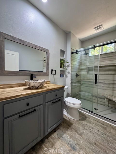 Detail Gallery Image 21 of 75 For 28451 Nautical Point Cir, Menifee,  CA 92585 - 5 Beds | 3 Baths