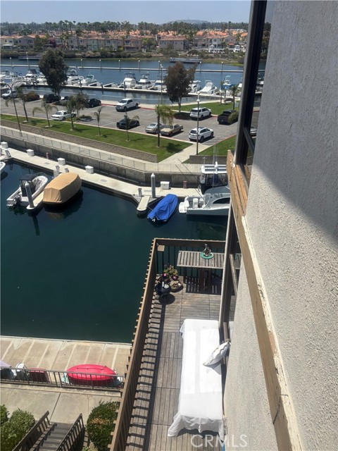 5327 Marina Pacifica N Drive, Long Beach CA: https://media.crmls.org/medias/6db82679-44cb-4f04-8964-8456a8583ea2.jpg