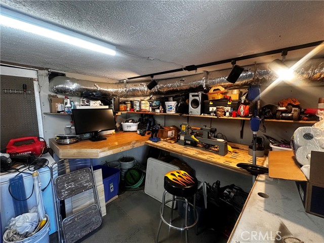 22864 Alder Lane, Crestline CA: https://media.crmls.org/medias/6db91a1a-c452-467e-90f4-1fe8dc1d0de3.jpg