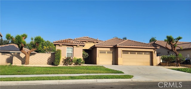 Detail Gallery Image 5 of 65 For 1028 Paintbrush Trl, Hemet,  CA 92545 - 5 Beds | 3 Baths