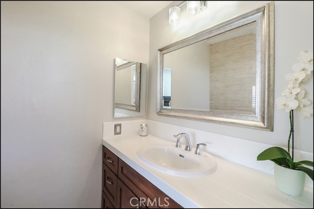 Detail Gallery Image 19 of 34 For 28155 Calle Casal, Mission Viejo,  CA 92692 - 2 Beds | 2 Baths