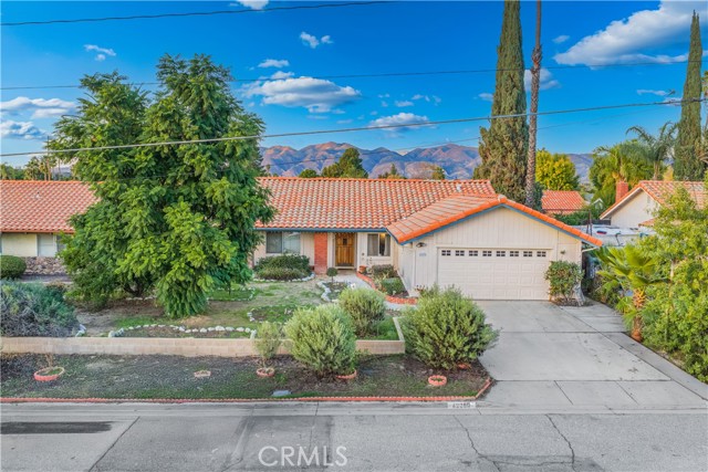 Detail Gallery Image 4 of 40 For 42290 Mayberry Ave, Hemet,  CA 92544 - 4 Beds | 2 Baths