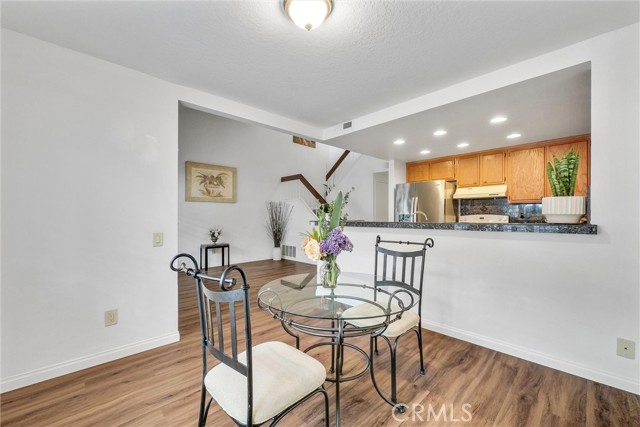 Detail Gallery Image 13 of 56 For 1353 N Mako Ln #41,  Anaheim,  CA 92801 - 2 Beds | 2 Baths