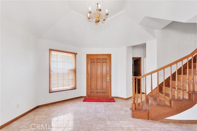 Detail Gallery Image 9 of 61 For 19775 Symeron Rd, Apple Valley,  CA 92307 - 3 Beds | 3/1 Baths