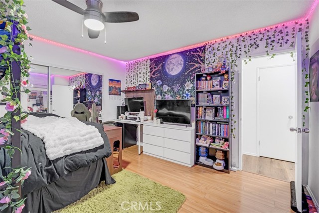 6640 Darby Avenue, Reseda CA: https://media.crmls.org/medias/6dbbb561-5166-4152-b8bf-016ea1fe711e.jpg