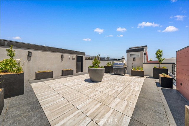 150 S Oak Knoll Avenue, Pasadena CA: https://media.crmls.org/medias/6dbccbf3-f3c0-4b80-a5d0-7c762d9cc8e8.jpg